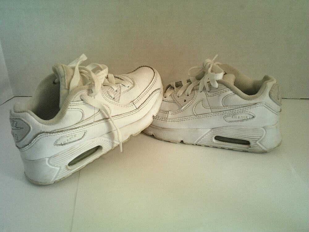 Nike Airmax White Kids Size 2y